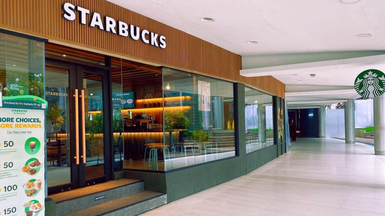 A New Coffee Spot Has Arrived in North EDSA: Starbucks Opens at WalterMart